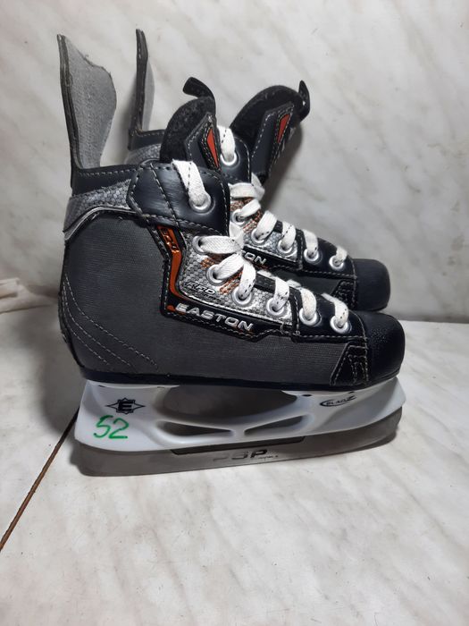 Patine hochei hochey 52 Easton Synergy EQ 4 pt copii marime 31 impeca