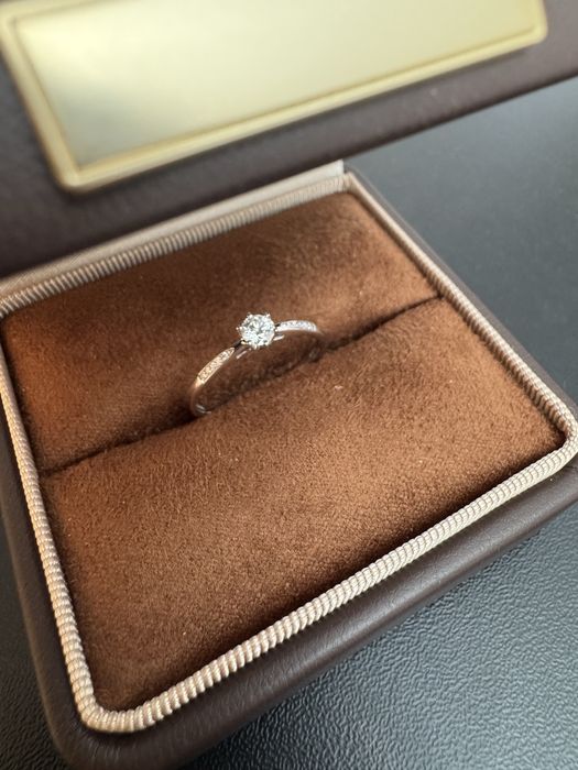 Набор серьги кольцо золото 750пр. с бриллиантами