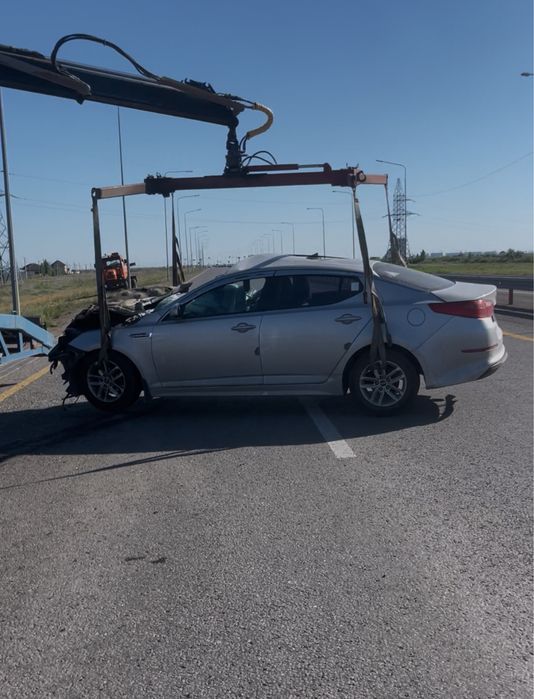 Продам KIA 5 после ДТП