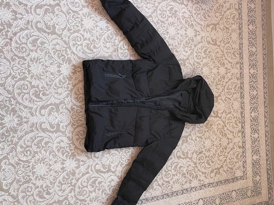 Продам одежду ..