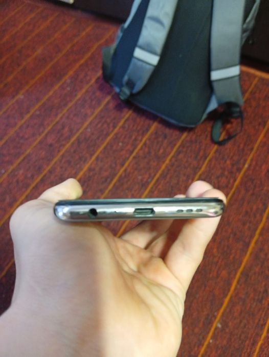 Обменяю телефон Oppo reno5