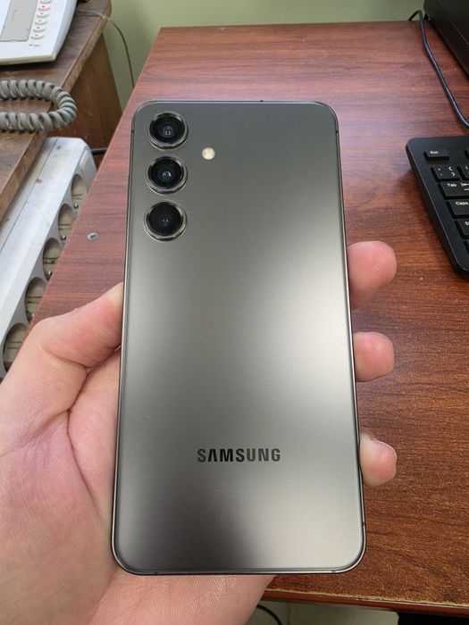 Samsung galaxy S24 256GB