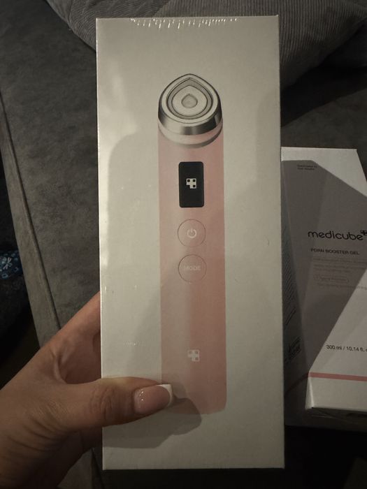 Medicube Age-R Booster Pro розов
