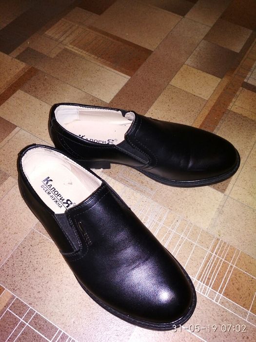 Туфли мальчиковые новые