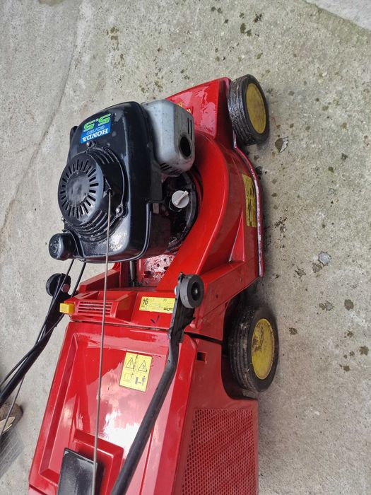Masina de tuns iarba WOLFGARTEN cu COS pe benzina HONDA 4CP