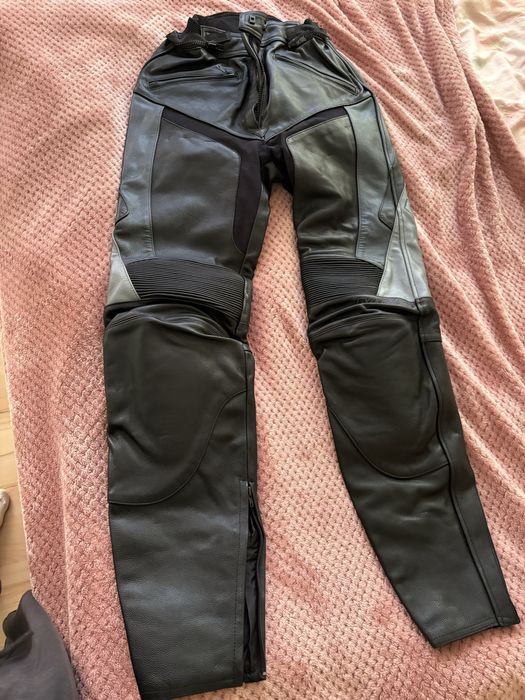 Кожен дамски мото панталон