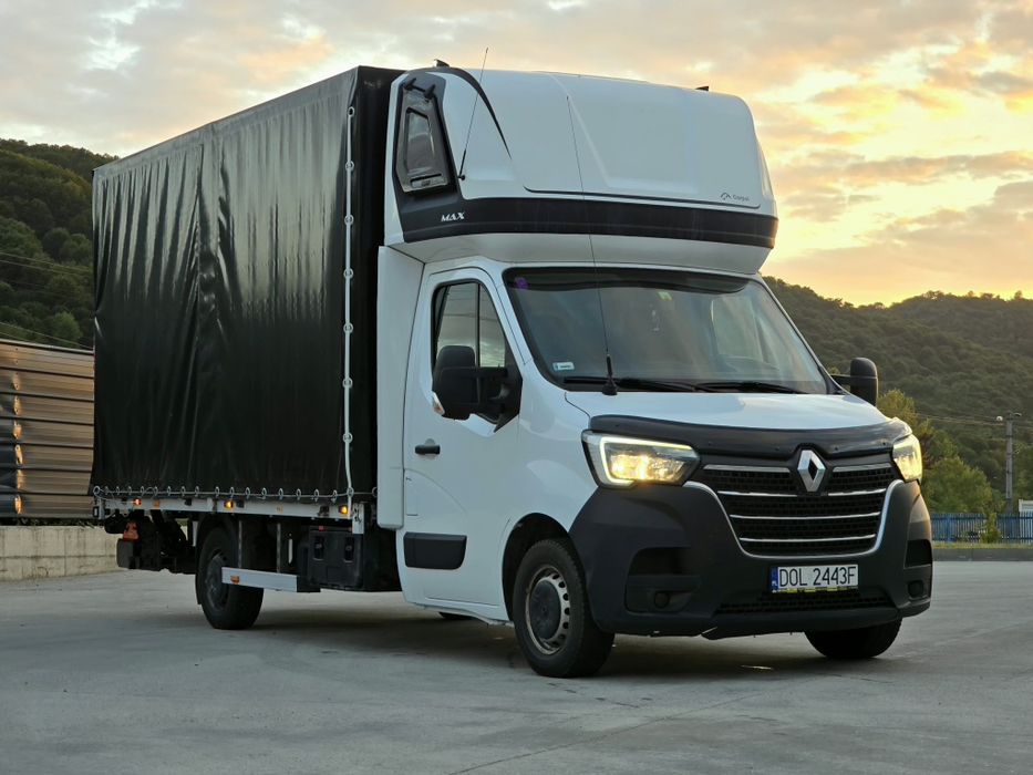 Renault Master cu lift 9 Europaleti an 2022