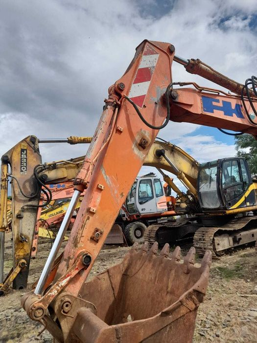 Brat excavator pe senile Fiat Kobelco EX235