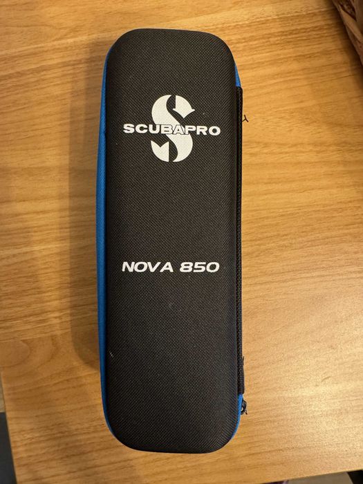 Lanternă scufundări Scubapro Nova 850 – 850 lumeni + husă originală
