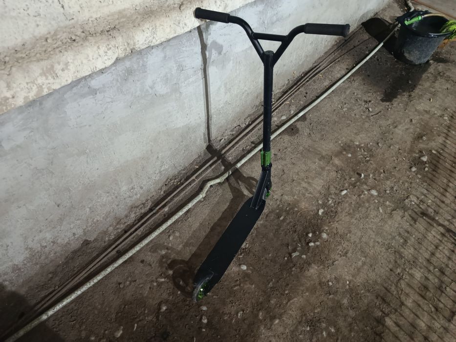 Трюковой самокат