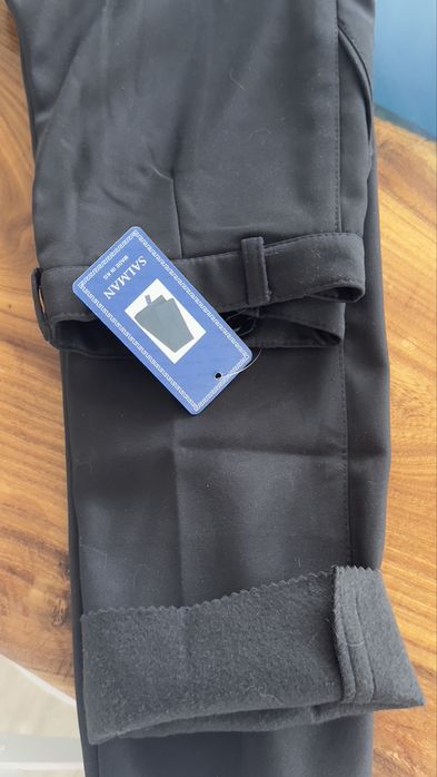 Продам брюки на мальчика  утепленные, классические