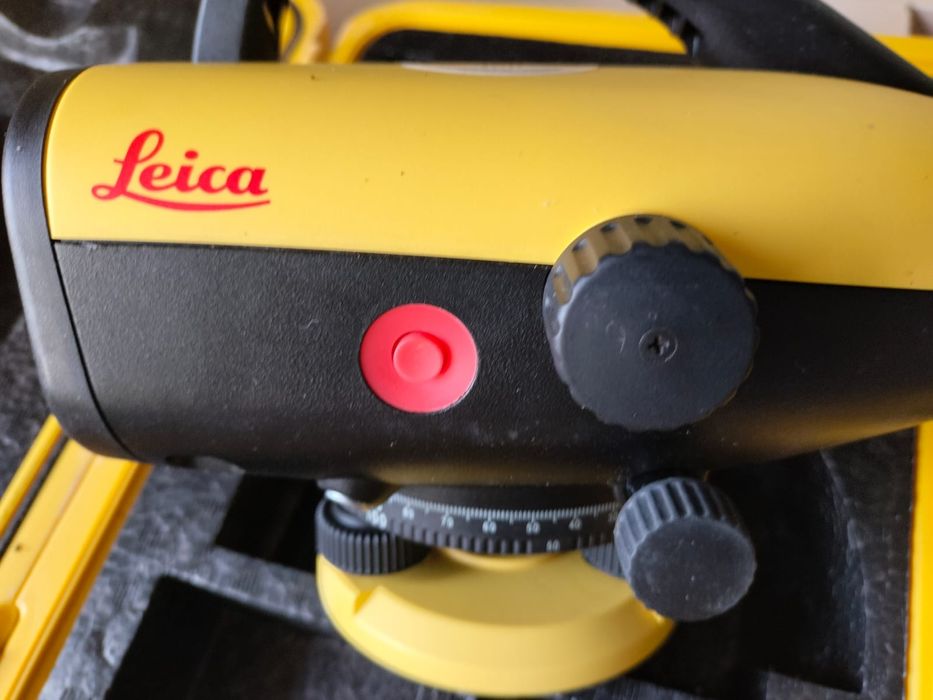 Цифровой нивелир LEICA SPRINTER 250M