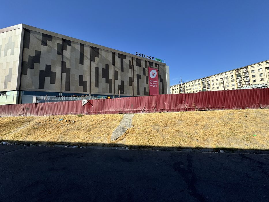 Продается нежилое помещение 101 кв/м.Фархадский р-к.Чиланзарский район