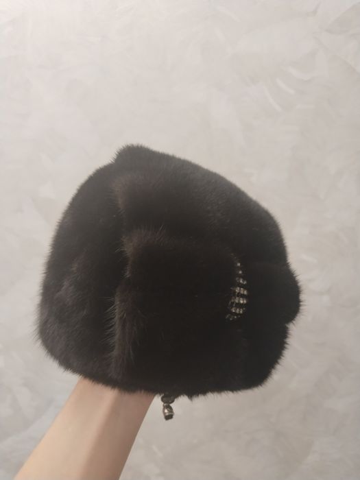 Продам норковую шапку