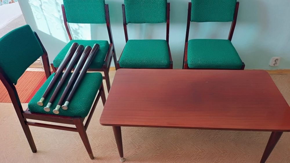 Masă și scaune set