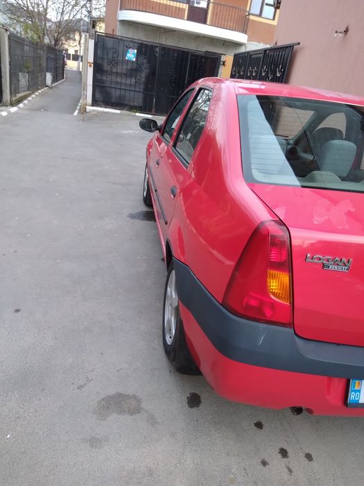 Vând Dacia Logan 1,4 benzina