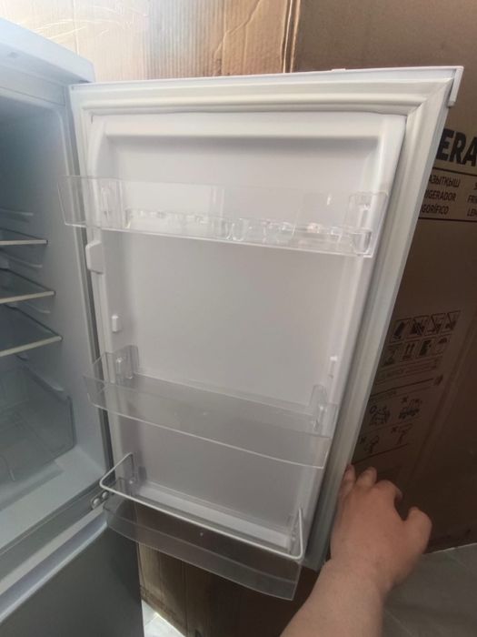 Продам холодильник