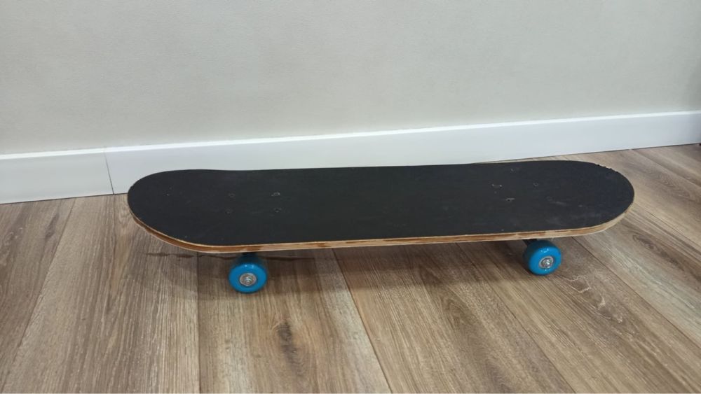 Скейтборд Ролик сатылады