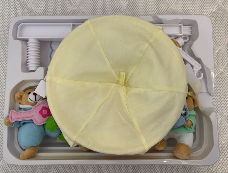 Музикална въртележка за легло Canpol “Girly bears under umbrella”