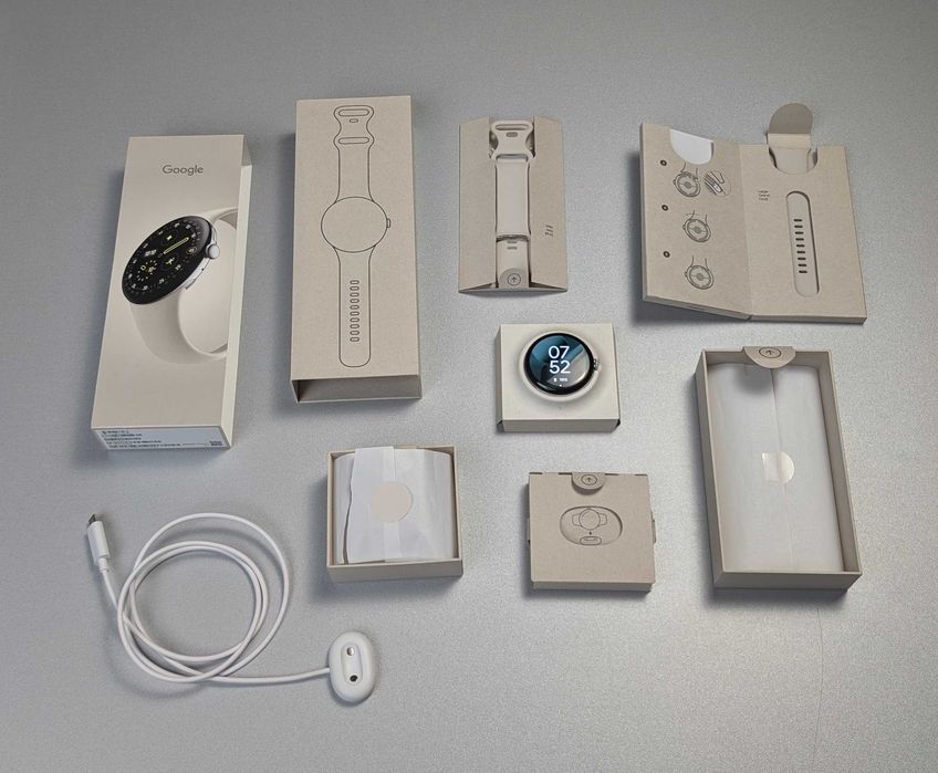 Google Pixel Watch 4 ( 45mm | LTE )