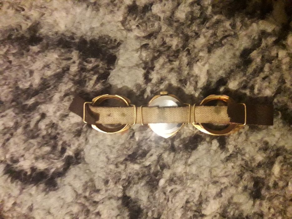 стар часовник