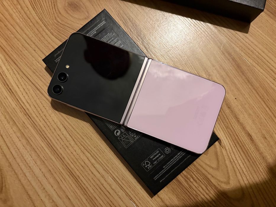 Samsung Galaxy Z flip 5 512gb Lavender