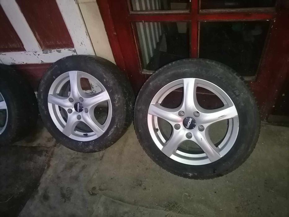 Vând Jante aluminiu
