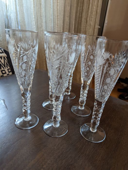 Продам хрустальные фужеры, стаканы