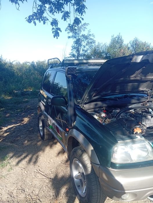 Suzuki Vitara 2.0 benzină și gaz