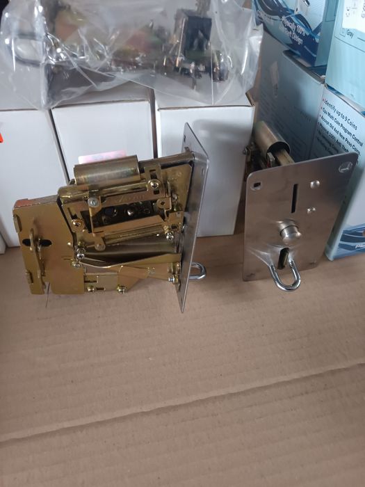 Монетоприемник- Multicoin selector 12 волта