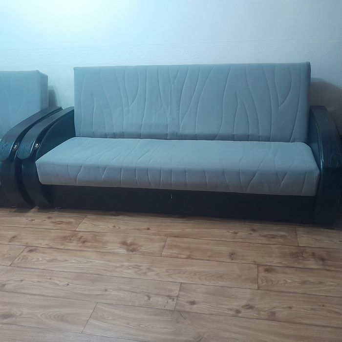Продам диван и 2  кресла!