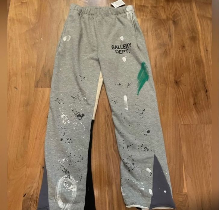 Pantaloni de trening Gallery Dept. Paint Splatter Flare