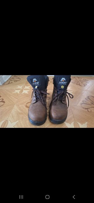 Продам Ботинки рабочие