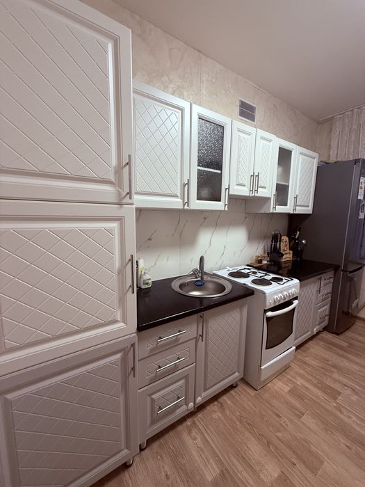 Продам кухоныый гарнитур