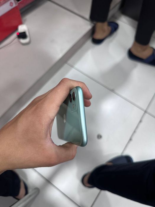 iPhone 11 sotiladi