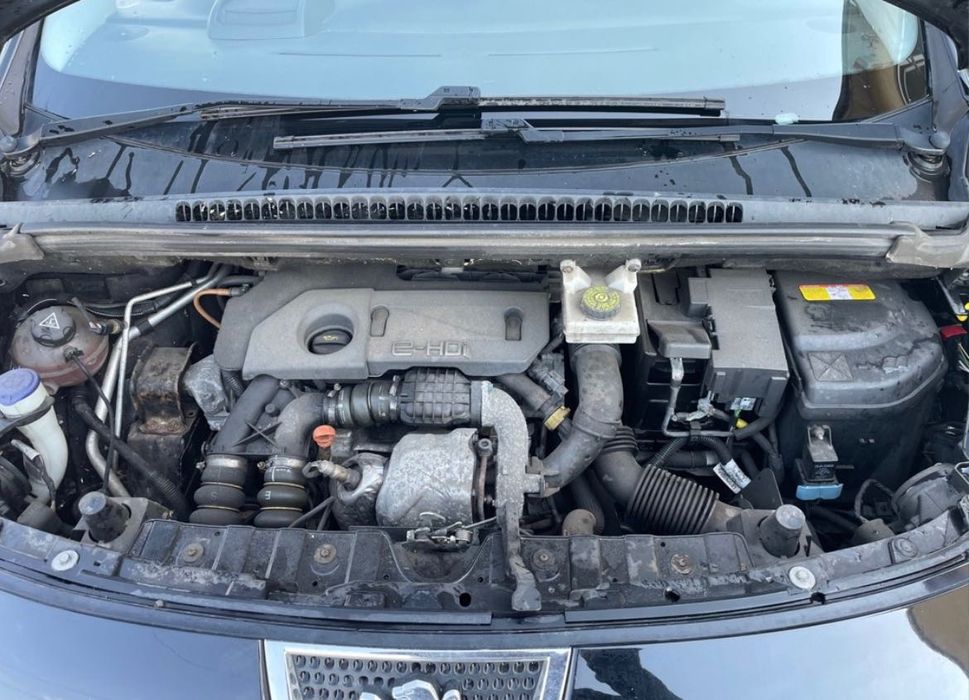 Пежо 3008  2009-2016г