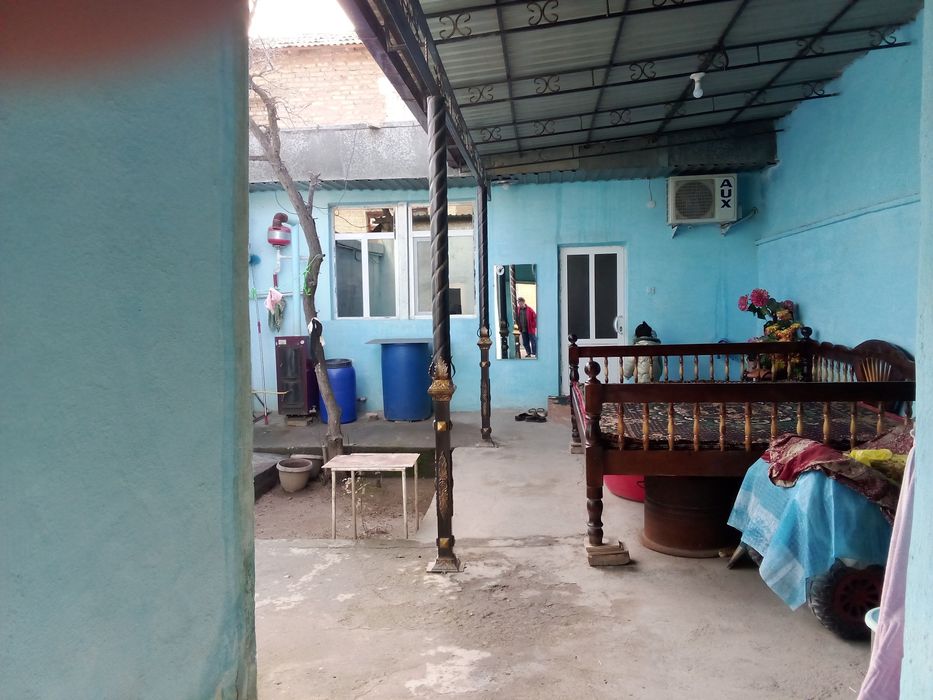 Uy sotiladi barcha qulayliklarga ega