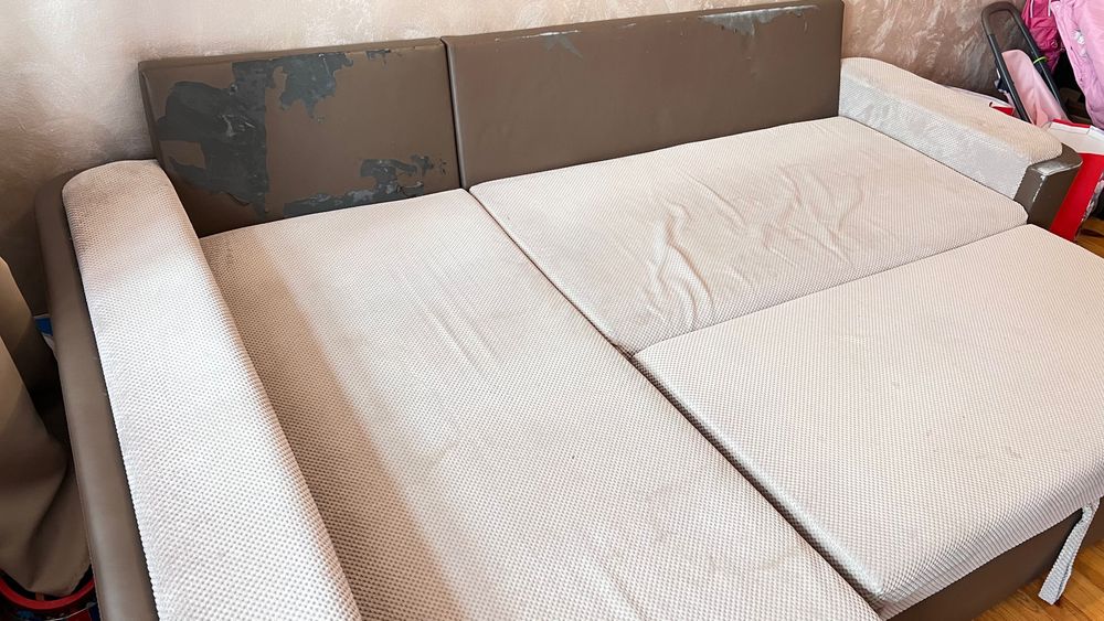 Ъглов разтегателен диван