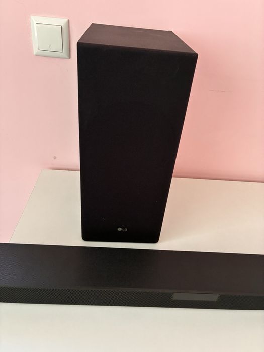 Саунд бар LG.