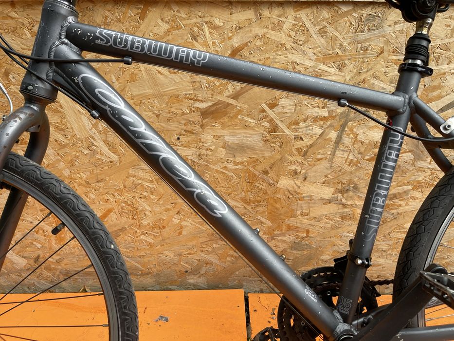 Bicicleta carrera subway cadru aluminiu roti 26”