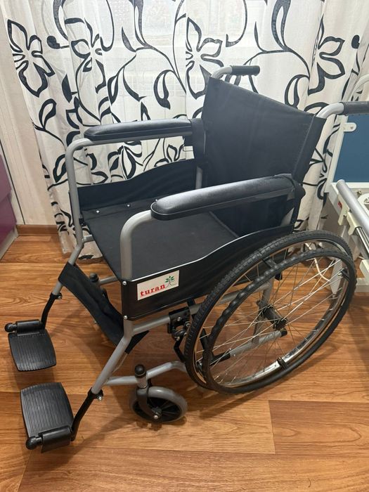 Продам инвалидное кресло