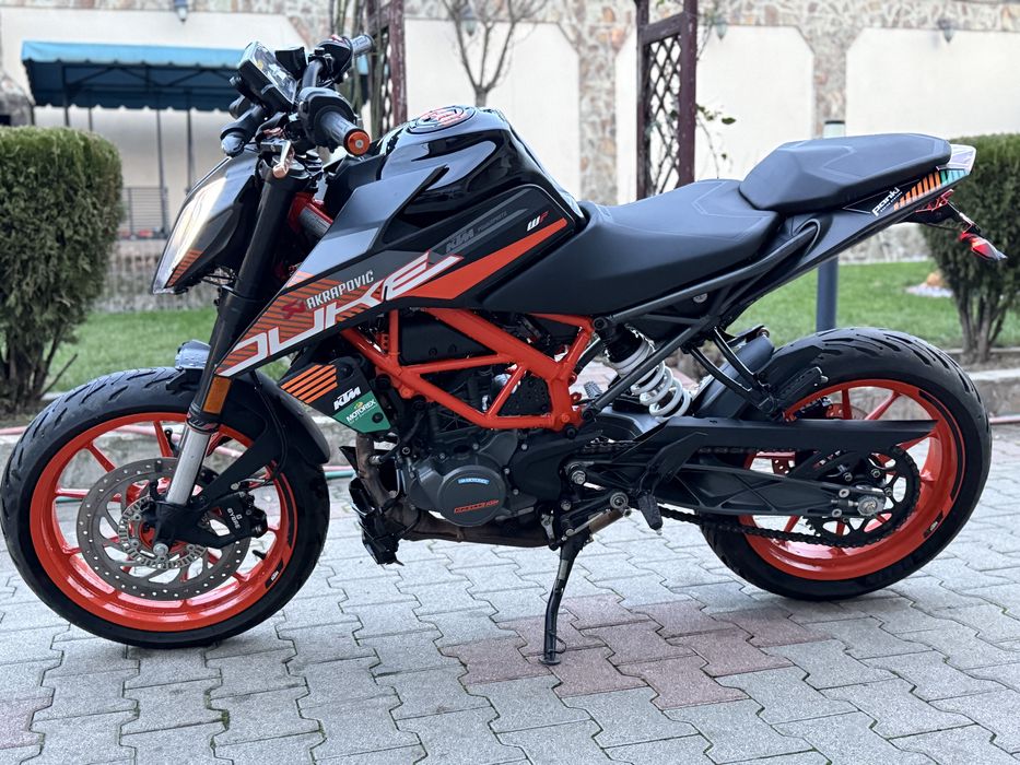 Ktm duke 125 2022  Inmatriculat Limited 7200km