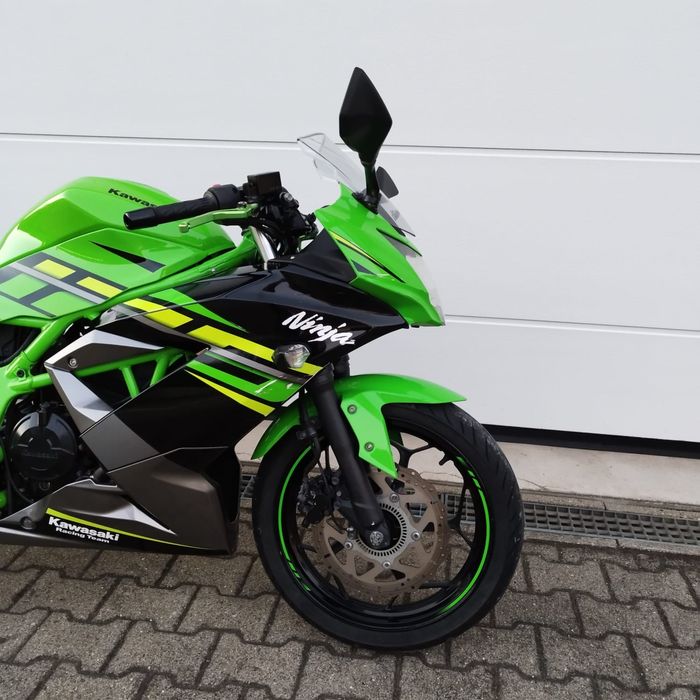 KAWASAKI NINJA 125 2020 (nu yamaha / honda / yzf/mt / aprilia)