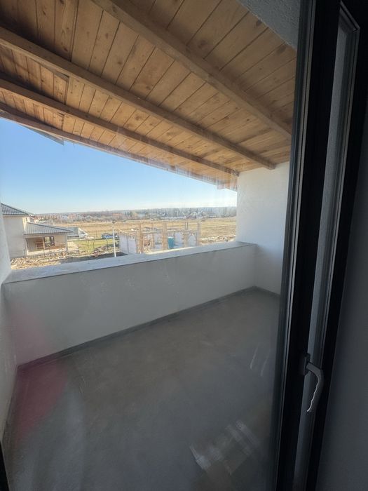 Vand apartament 4 camere Bascov