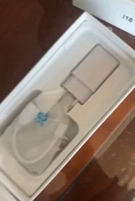 Айфон,iphone дизайн 16 про макс Андройд