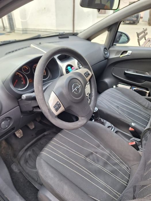 Opel CORSA 1.2 benzina