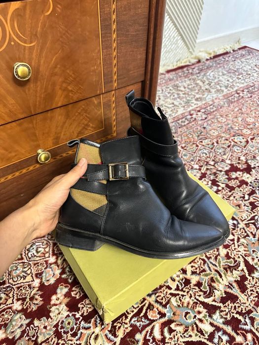 Кожаные сапоги Burberry