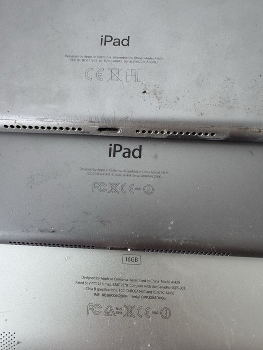 Таблет/ти - лот iPad 10 бр за части