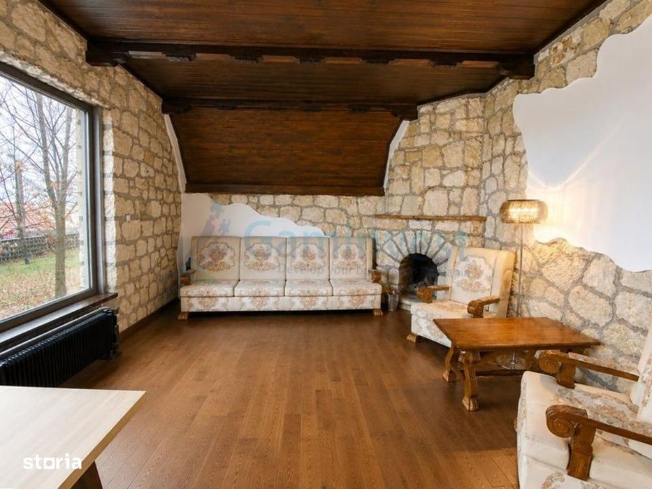Casa de vanzare in Oradea,3000 mp,priveliste spre oras Gaminvest V4698