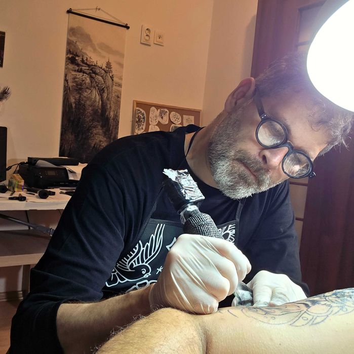 Tatuaje artistice Cartierul Latin Prel. Ghencea, fine line tarife mici